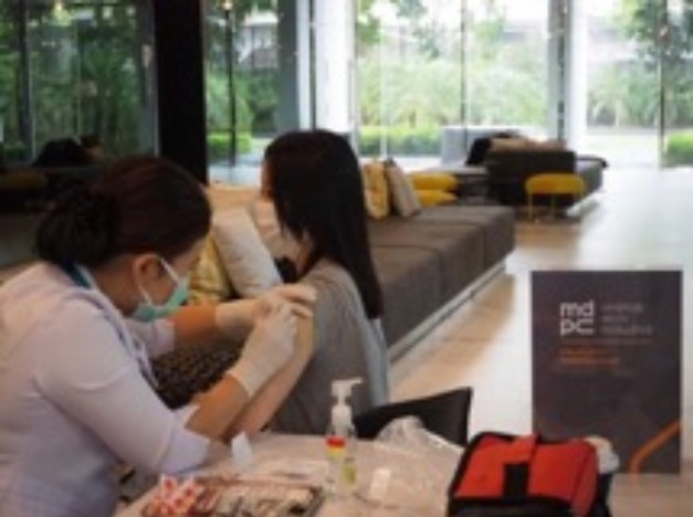 MDPC เมเจอร์ ดีเวลลอปเม้นท์ ส่งมอบความห่วงใยให้ลูกบ้านรับสิทธิ์ฉีดวัคซีนป้องกันไข้หวัดใหญ่