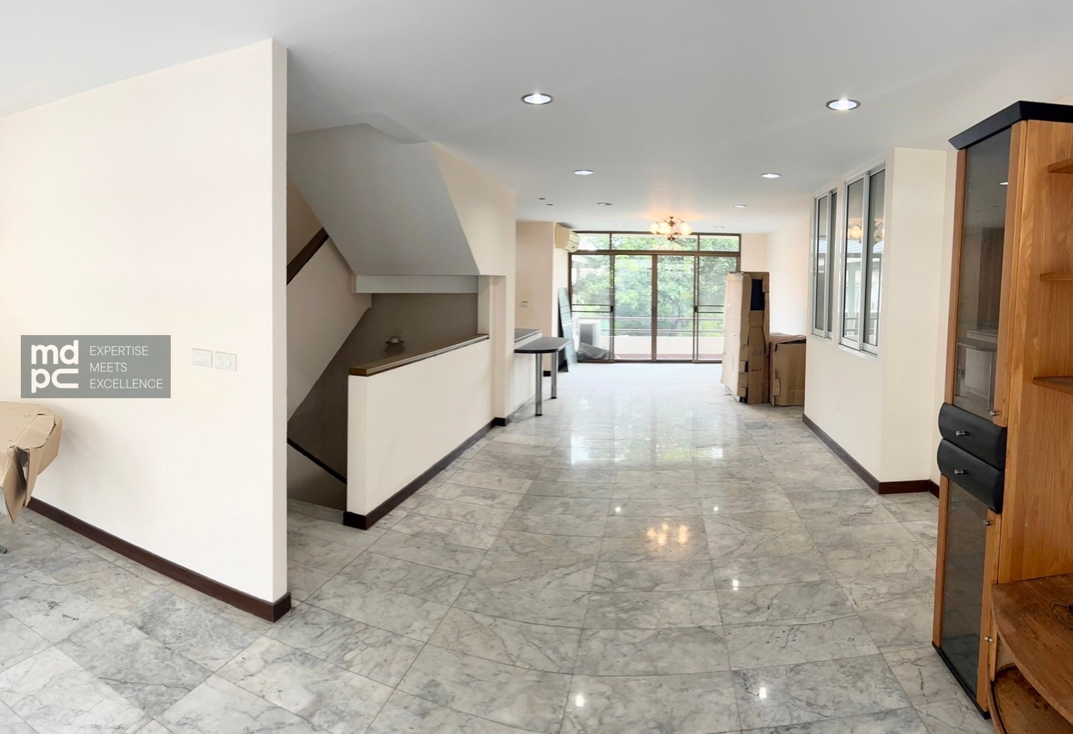 ขาย Baan Greentown Pattanakarn 52 ทาวน์โฮมขนาด 5 ชั้น ออกแบบมาเพื่ออยู่อาศัยหรือปรับเป็นโฮมออฟฟิศได้ ต้องรีบคว้าด่วน!!