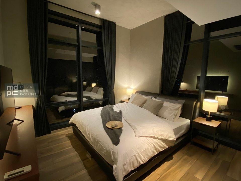 ✨For Rent & Sale✨ คอนโด The Lofts Asoke บนทำเลสุขุมวิท ใกล้ MRT เพชรบุรี เพียง 200 เมตร สิ่งอำนวยความสะดวกครบ!